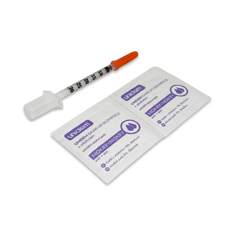 Insulinpaket U-100 0,3 ml med 10 sprutor och 10 alkoholservetter